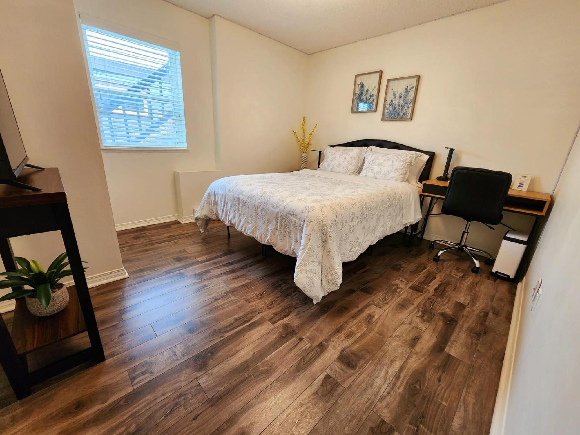 Adorable 1- Bedroom Suite In Langford Victoria Buitenkant foto